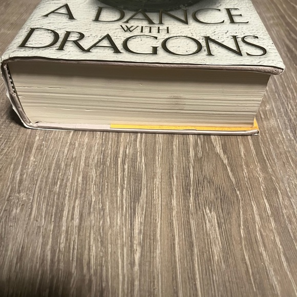 A Dance With Dragons By George R.R. Martin Hardcover 2011 - Picture 7 of 9
